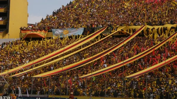 Hinchada de Barcelona SC