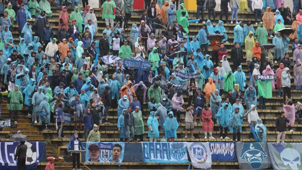 Hinchas de Emelec / Foto: API