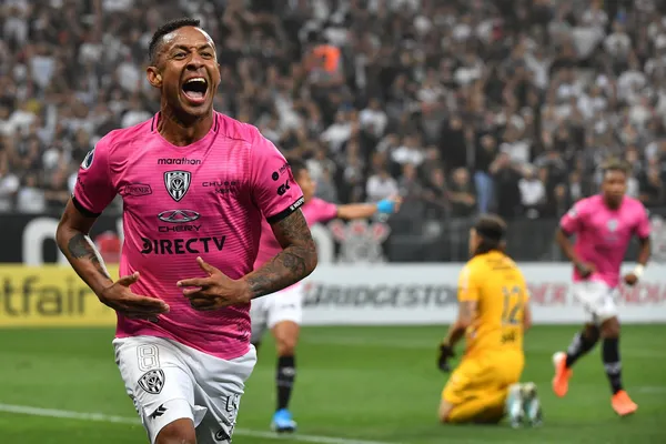 Independiente dio un golpe de autoridad en casa de Corinthians y lo venció, poniéndose el boleto a la gran final en el bolsillo