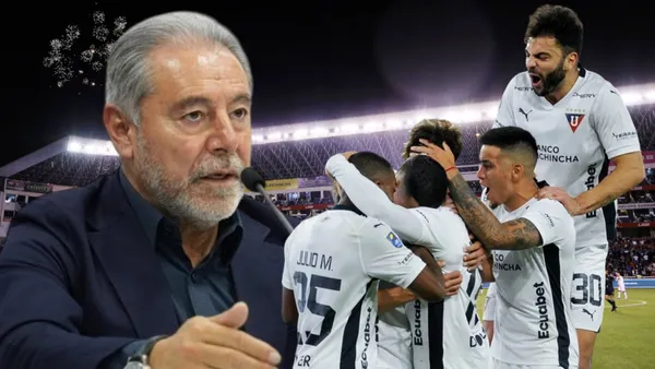 Isaac Álvarez y jugadores de Liga de Quito (Foto tomada de: API/Liga de Quito)