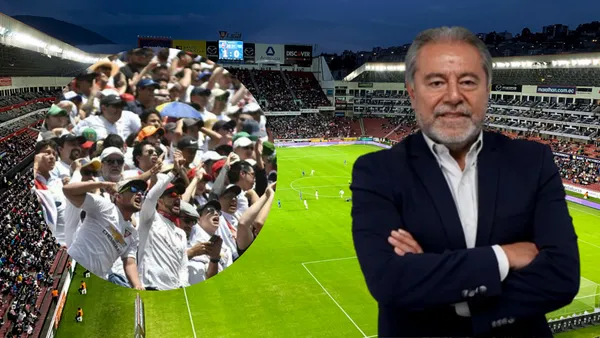 Isaac Álvarez y los hinchas de Liga de Quito en el Estadio Rodrigo Paz (Foto tomada de: Primicias/Liga de Quito)