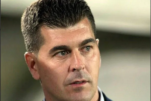 Ismael Rescalvo empieza a generar dudas en los primeros partidos