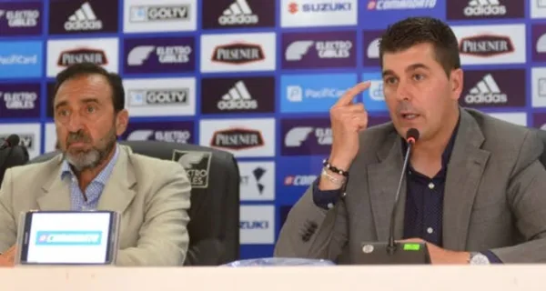 Ismael Rescalvo lleva tres temporadas en Emelec y no ha ganado nada. Pese a ello Nassib Neme lo apoya y además lo premiará con los refuerzos que pida