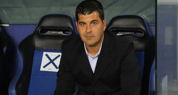 Ismael Rescalvo se irá de Emelec por la puerta de atrás, no lo quiso el nuevo presidente y los hinchas desde hace tiempo atrás pedían su salida