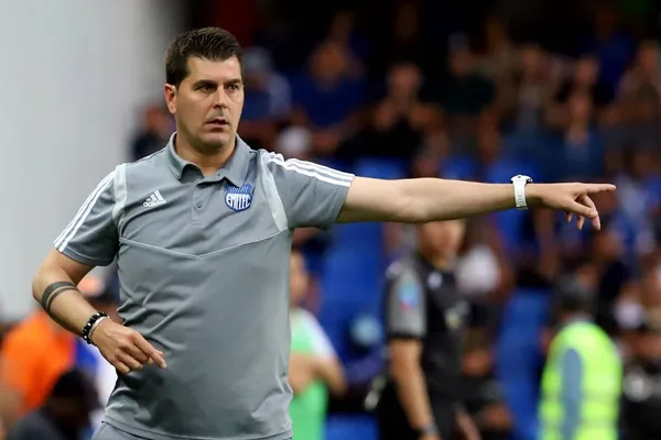 Ismael Rescalvo tomó una gran decisión al frente de Emelec que puede ser clave para el resto de la temporada