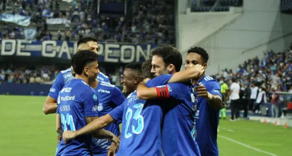 Ismael Rescalvo ya ha descartado a un jugador de Emelec mientras intenta tener regularidad en la Liga Pro