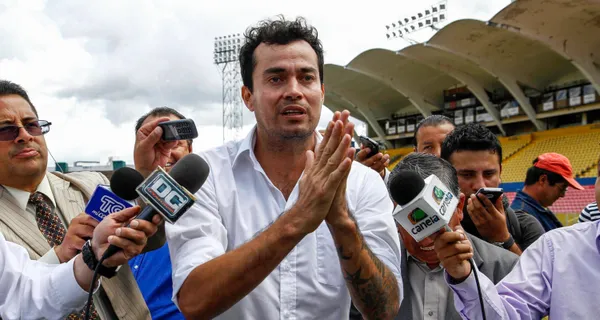 Iván Kaviedes tuvo varias polémicas a lo largo de su carrera y en uno de los equipos que estuvo salió luego que se metió con la hija del presidente