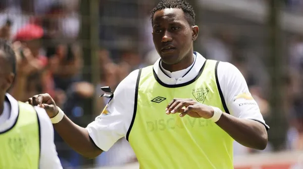 Jaime Ayoví habló acerca de su futuro y la condición que pondría a los manabitas y de su salida de Godoy Cruz