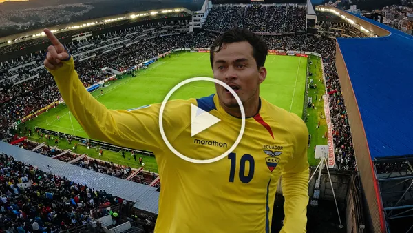 Jaime Iván Kaviedes celebrando con la camiseta de Ecuador. Foto tomada de: El Universo