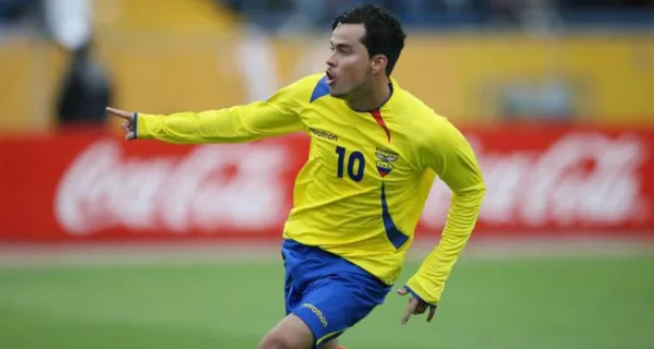 Jaime Iván Kaviedes tiene otro trabajo, mientras que también lo llevan por todo el país para partidos de exhibición