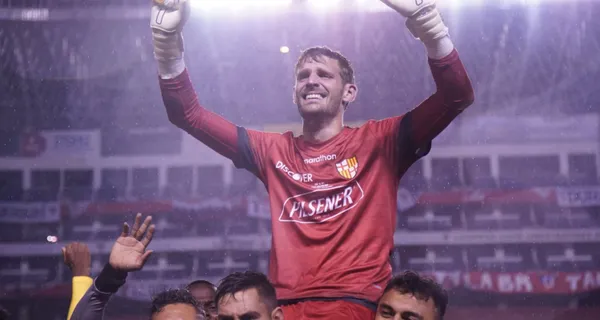 Javier Burrai llegó pagando su cláusula de salida, de Macará a Barcelona SC, y ahora que gana 17 mil dólares le mejoraran su situación económica para 2023