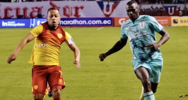 Jean Carlos Quiñónez jugó como titular por la banda izquierda en Liga de Quito