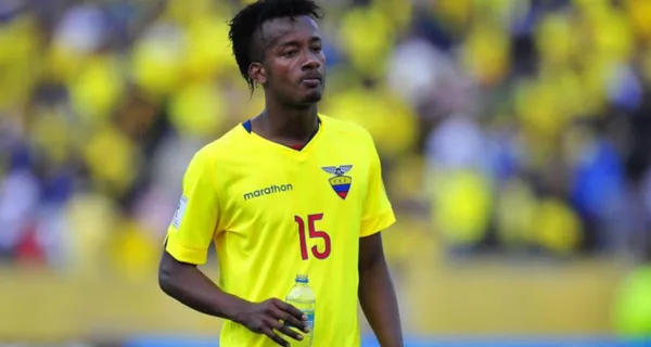 Jefferson Orejuela baraja oportunidades en el Fútbol Ecuatoriano, sin embargo ya le bajaron el pulgar los dos primeros equipos