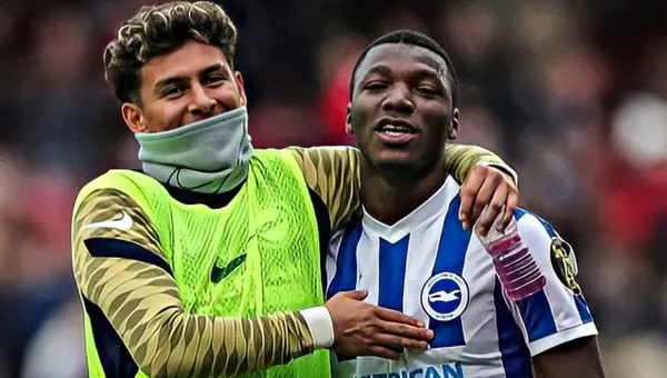 Jeremy Sarmiento y Moisés Caicedo juegan juntos en el Brighton, pero hay un futbolista con el que se lleva más Jeremy Sarmiento
