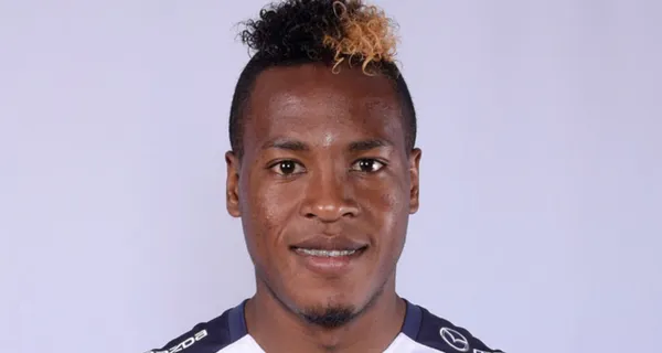 Jhojan Julio tiene un nuevo trabajo, a la par de entrenar fútbol, y Lionel Messi también participa