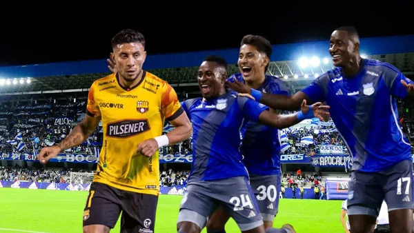 Joao Rojas jugando, jugadores de Emelec celebrando. Foto tomada de: Barcelona SC/Emelec