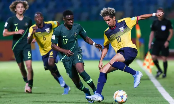 Johan Mina es observado por Real Madrid