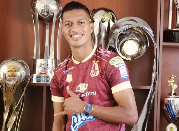 John Narváez atraviesa un gran momento en su carrera pero su salario no es el mismo que cuando jugaba en Ecuador