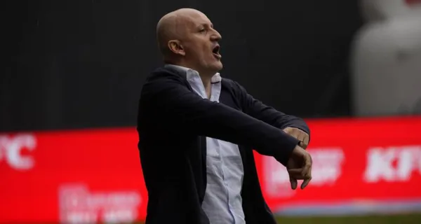 Jonathan Borja no pudo ser inscrito en su nuevo equipo en Turquía, por que El Nacional reclamar sus derechos deportivos y por eso regreso a Ecuador ¿Jugará en la Serie B?