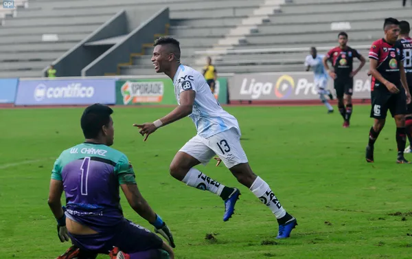 Jonathan Perlaza en plantes de los grandes del país