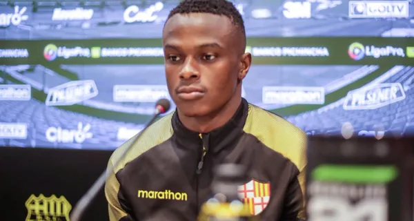 José Angulo fue la figura del cotejo entre Independiente del Valle ante Barcelona SC, por que le dio tres puntos a su equipo a la vez que alargó a tres cotejos perdidos para los pupilos de Fabián Bustos