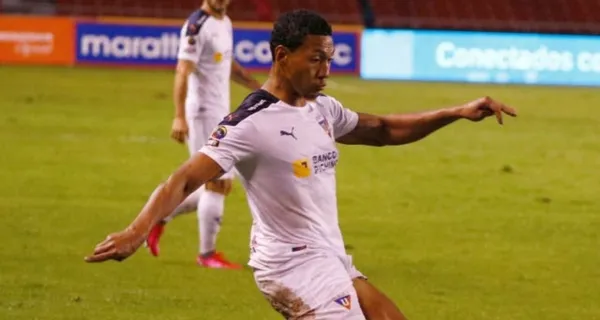 José Quintero ahora se ha convertido en un jugador más influyente que Andrés López como lateral derecho