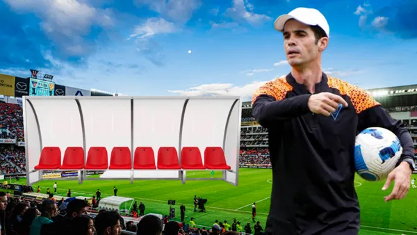 Josep Alcácer en el Estadio Rodrigo Paz Delgado (Foto tomada de: El Comercio/Liga de Quito/Shutterstock)