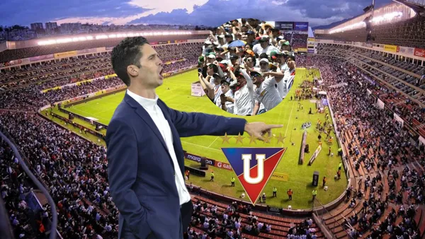 Josep Alcácer gritando y los hinchas de LDU enojados
