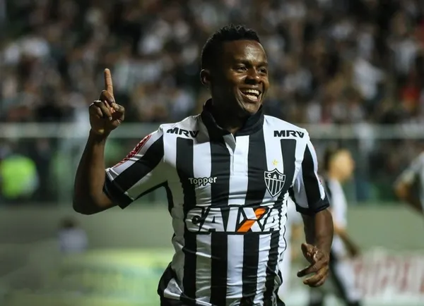 Juan Cazares aceptó la increíble oferta que le hizo el Fluminense