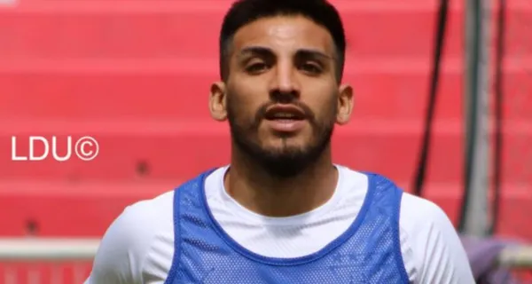 Juan Cruz Kaprof sabe cómo ganarse a la hinchada de Liga de Quito, diciendo que no jugaría nunca en Barcelona SC y si lo quieren comprar deberán pagar una gran cantidad