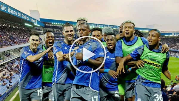 Jugadores de Emelec festejando un gol. Foto tomada de: API