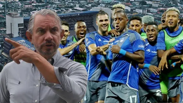 Jugadores de Emelec y José Pileggi (Foto tomada de: Wikipedia/Emelec/API)