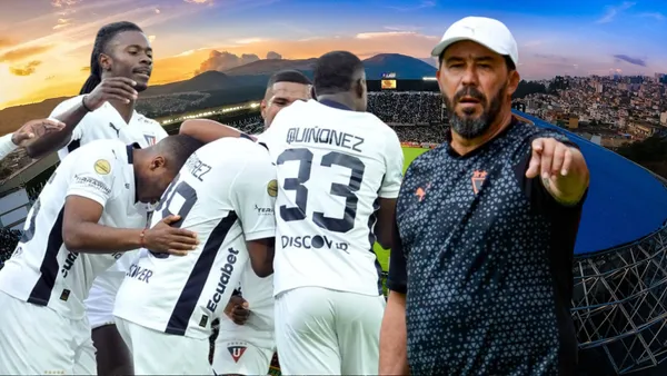 Jugadores de Liga de Quito y Pablo Sánchez (Foto tomada de: Liga de Quito/API)