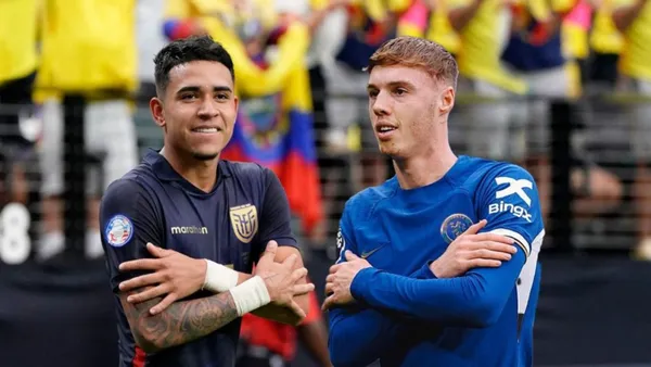 Kendry Páez- Cole Palmer / Foto: Studiofutbol