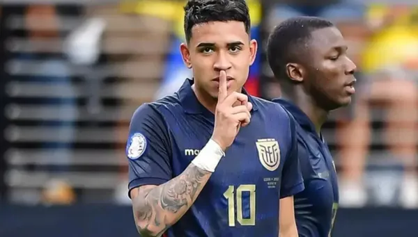 Kendry Páez jugador ecuatoriano