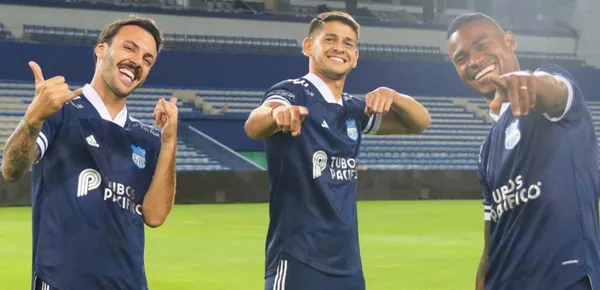 La anterior temporada por culpa de ese jugador Emelec no llegó a la final, y ahora contra Independiente volvió a cometer un error