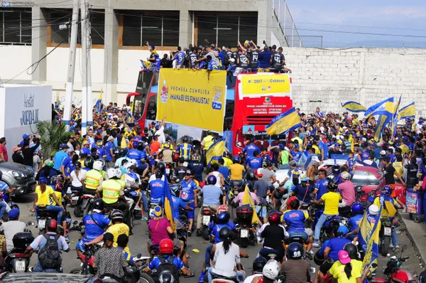 La barra del Cetáceo no pasó desapercibida