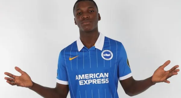 La cuenta oficial del Brighton publicó el gol de Moisés Caicedo y los aficionados se molestaron con los directivos del equipo por mandar a "Moi" a Bélgica