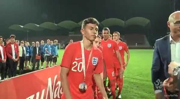 La FEF lo ignora y se mandó un golazo con Inglaterra