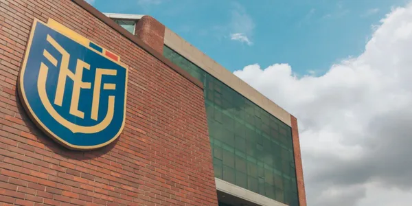 La FEF no tiene el suficiente presupuesto para contratar un buen entrenador