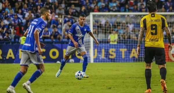La molestia de Fernando León tras el gol tempranero de El Nacional