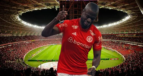 La ovación a Enner Valencia