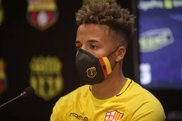 La prensa argentina dio más detalles del futuro de Byron Castillo en Boca Juniors