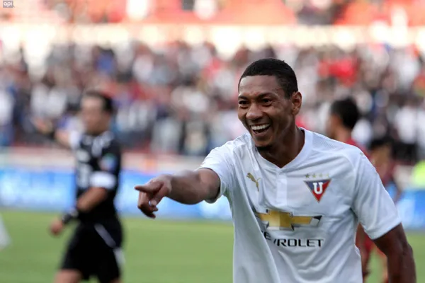 La de Quito podría dejar ir a José Quintero