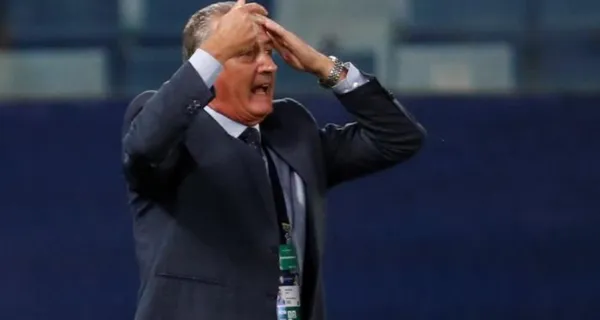 La Selección Ecuatoriana fue una tromba en las Eliminatorias y hacía ilusionar en clasificar al Mundial. Sin embargo en estos últimos partidos dejó dudas ¿Los directivos tienen que ver en las alineaciones?