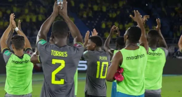 La Selección Ecuatoriana le está ganando a México en Estados Unidos por 2 a 1. Uno de los jugadores que se ganó su llamado está en la banda izquierda