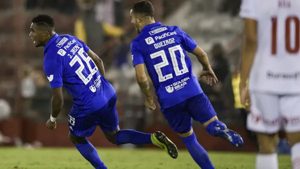 Las constantes acciones que han causado polémica con Emelec abren el debate en la directiva e hinchada del Bombillo