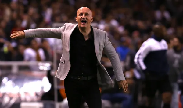 Las conversaciones entre el entrenador y la dirigencia han comenzado para una posible renovación