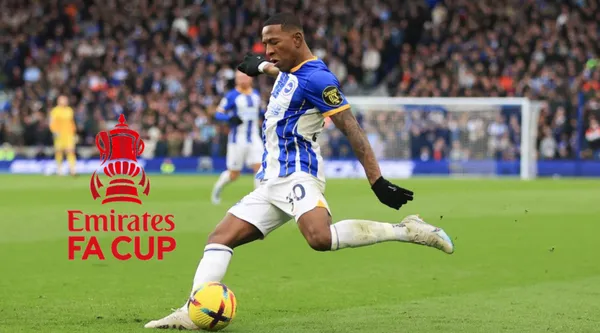 Lateral ecuatoriano jugó todo el partido en el triunfo del Brighton por FA Cup.