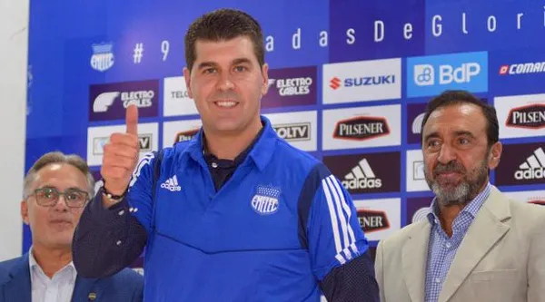 LDU recibe a Emelec en el Rodrigo Paz en la ida por la semifinal de la Copa Ecuador